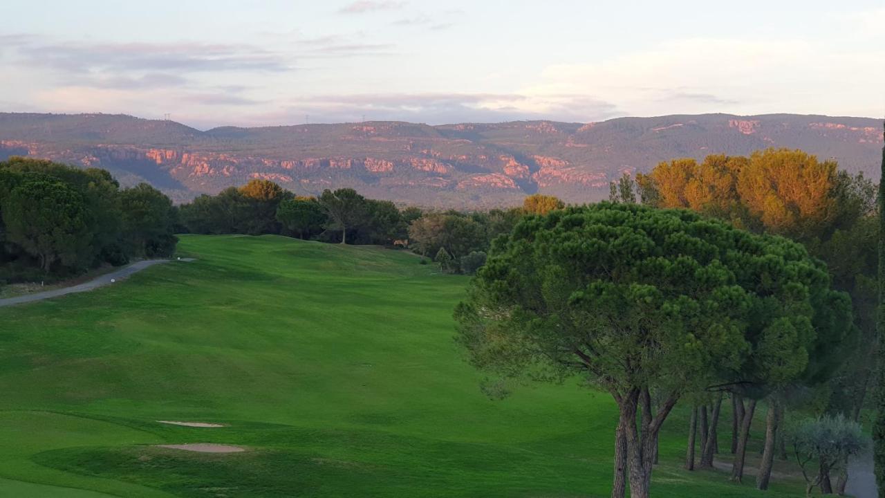Villa Au Golf De St-Endreol 라모테 외부 사진