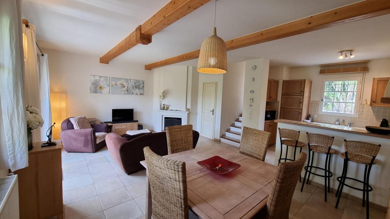 Villa Au Golf De St-Endreol 라모테 외부 사진