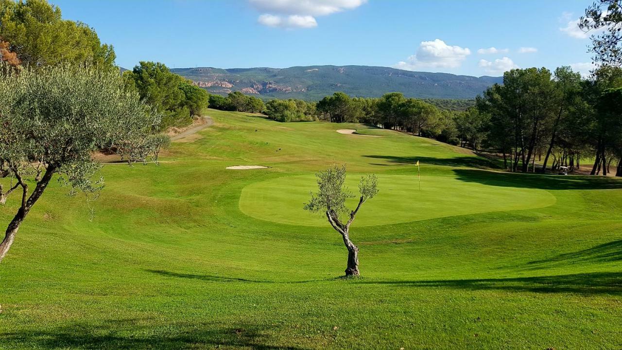 Villa Au Golf De St-Endreol 라모테 외부 사진